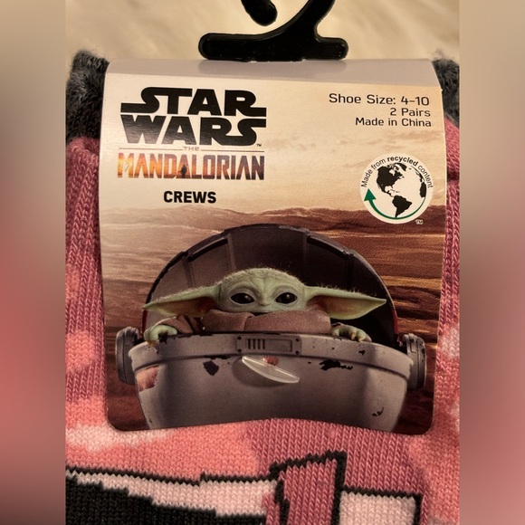 Disney Star Wars Mandalorian Grogu 2 Pair Bootie Socks - Picture 6 of 6